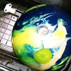 🎳 Bowling Ball And Back Pack