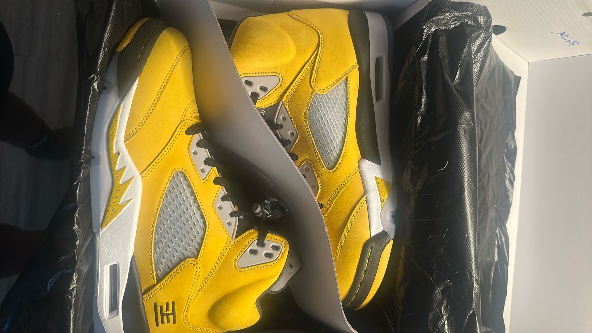 Jordan 5 Retro Tokyo T23 (2025) Size 9.5