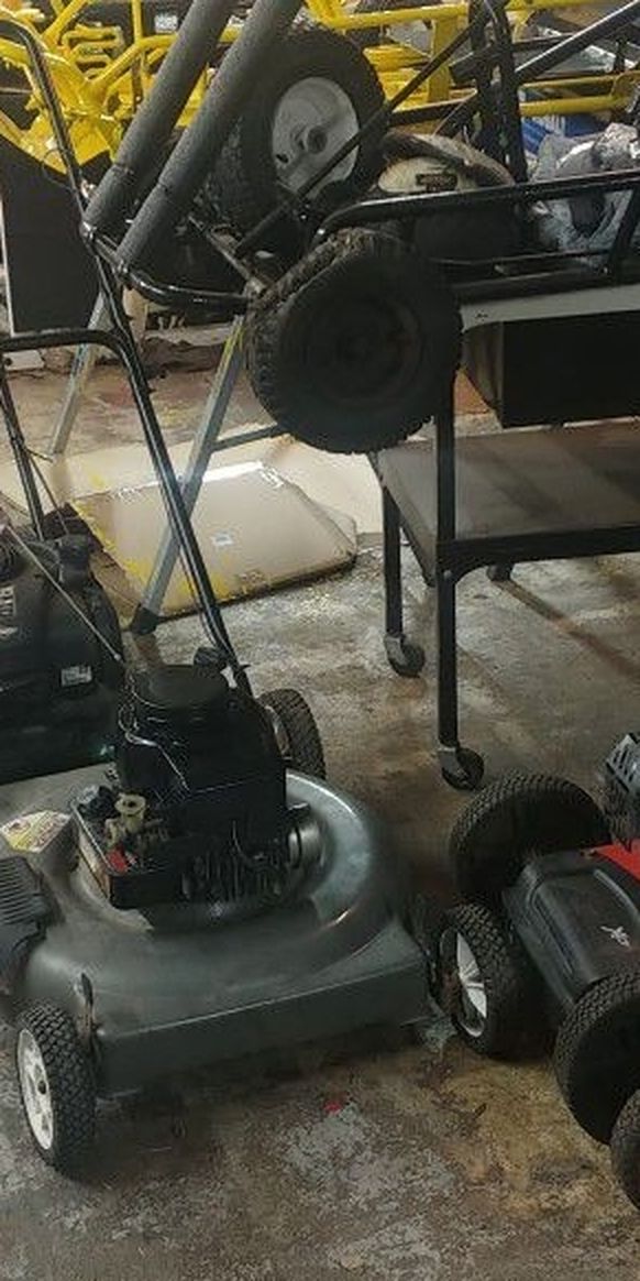 Used Push Lawn Mowers $75 To $200