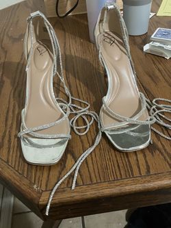 Windsor heels size:8.5