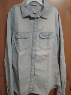 Long sleeve t-shirt