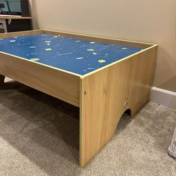 Children’s Play Table
