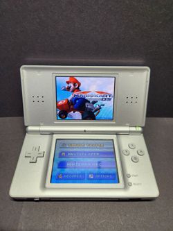 NINTENDO DS LITE