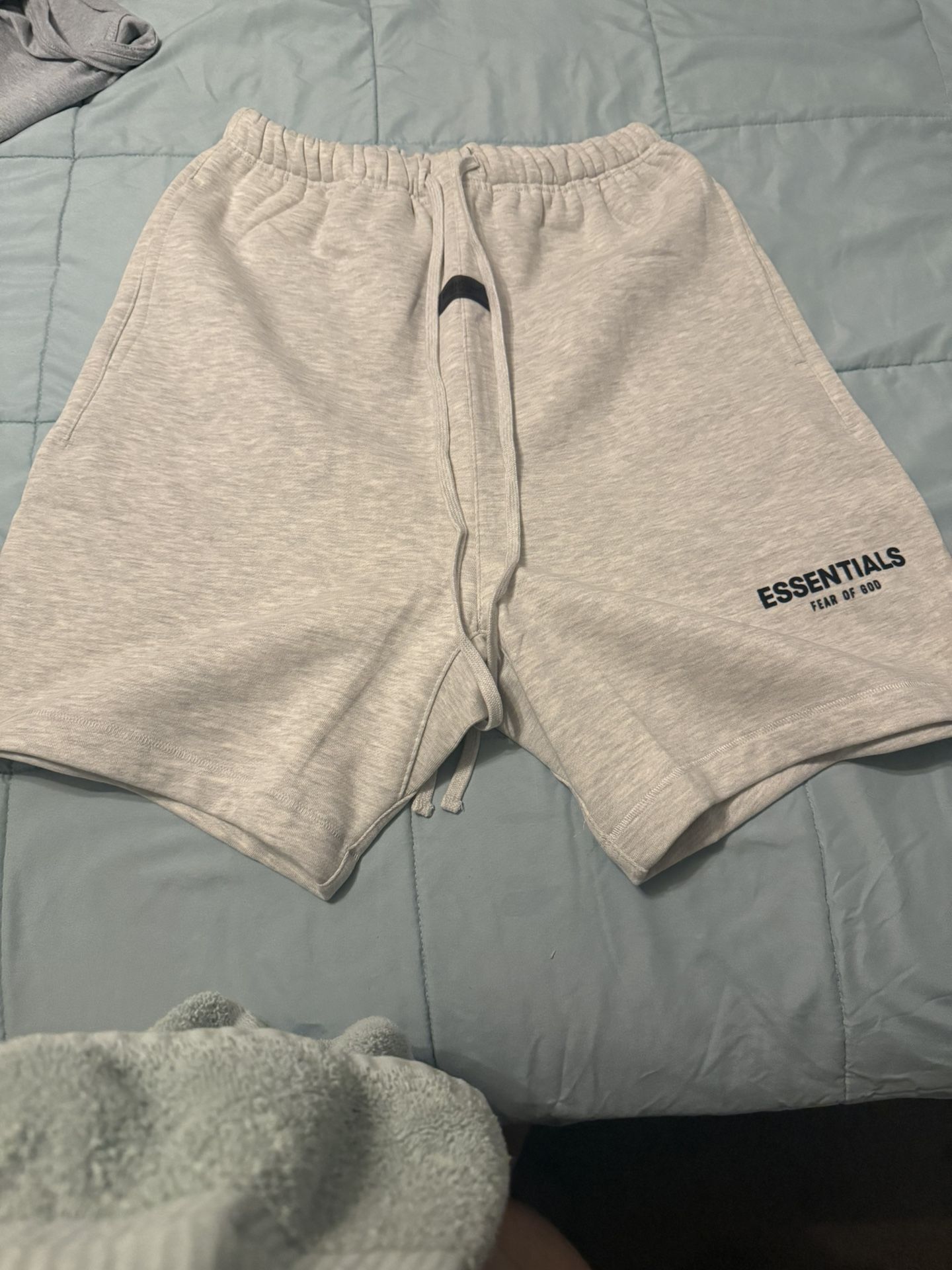 Essentials Shorts Light Oatmeal