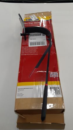 Door hinge adjuster