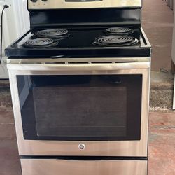 🎈🎈🎈 GE   ELECTRIC STOVE Used  