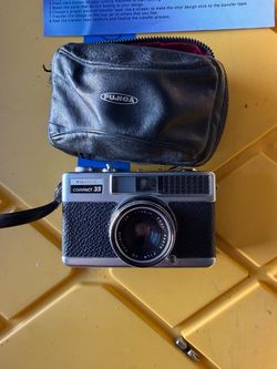 Fujica Compact 35 Film Camera with Case