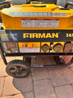 FIRMAN 4550/3650 Watt Portable Gas Generator – Like New (CO Alert)