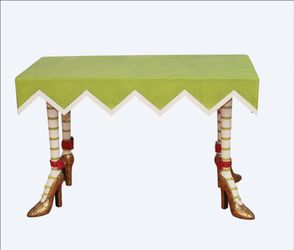 Dept.56  Patience Brewster krinkle table