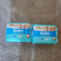 2 Pack Of Comfees 4-5T Diapers