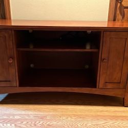 Entertainment TV Stand