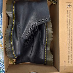 Doctor Martens - Great condition! 