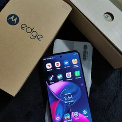 Motorola Edge 2022