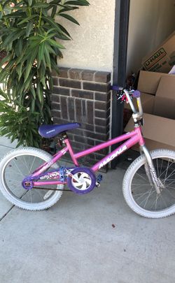 Girls bike