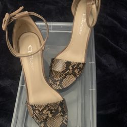 Women’s Shoes