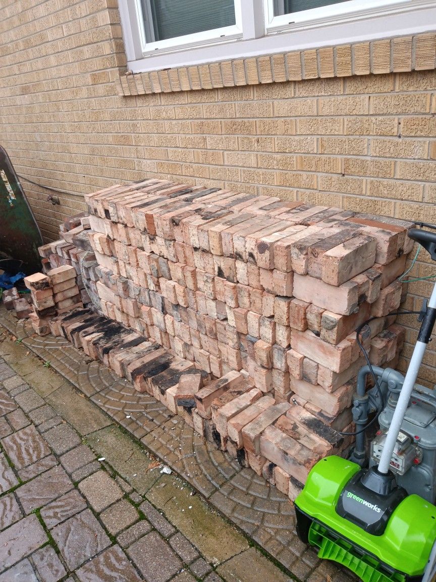 Rare National Brick Munster 400 Brick+ for Sale in Hammond, IN - OfferUp