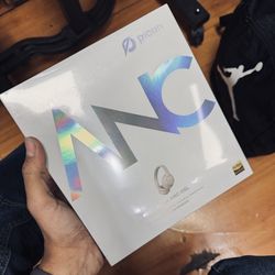ANC Wireless Over Ear Headsets, Bluetooth Headphones with Built-in Microphone