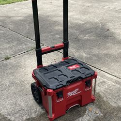 Milwaukee PACKOUT 22 in. Rolling Modular Tool Box Black/Red