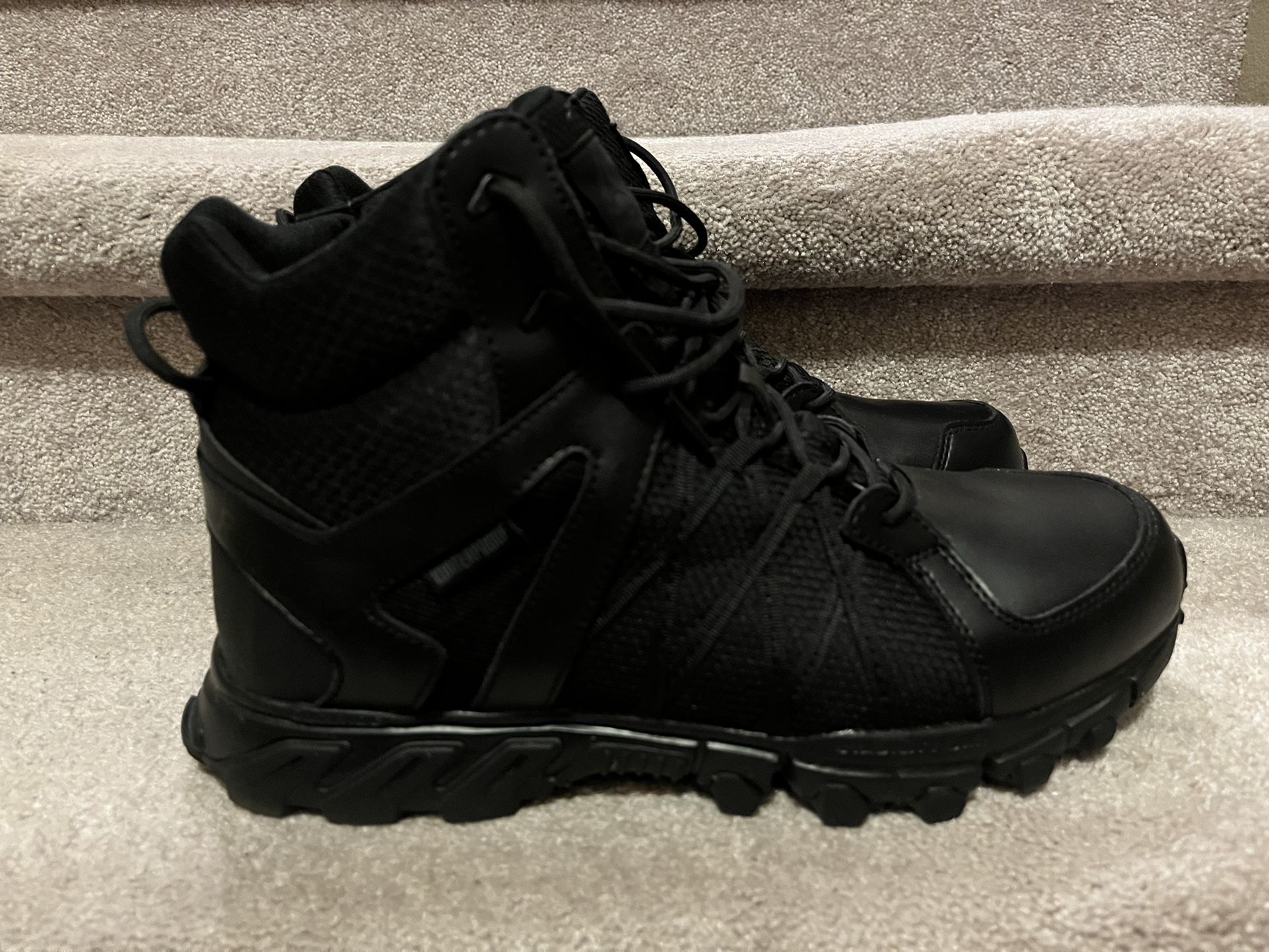 Reebok Memory foam Waterproof Boots