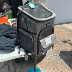 pet carrier