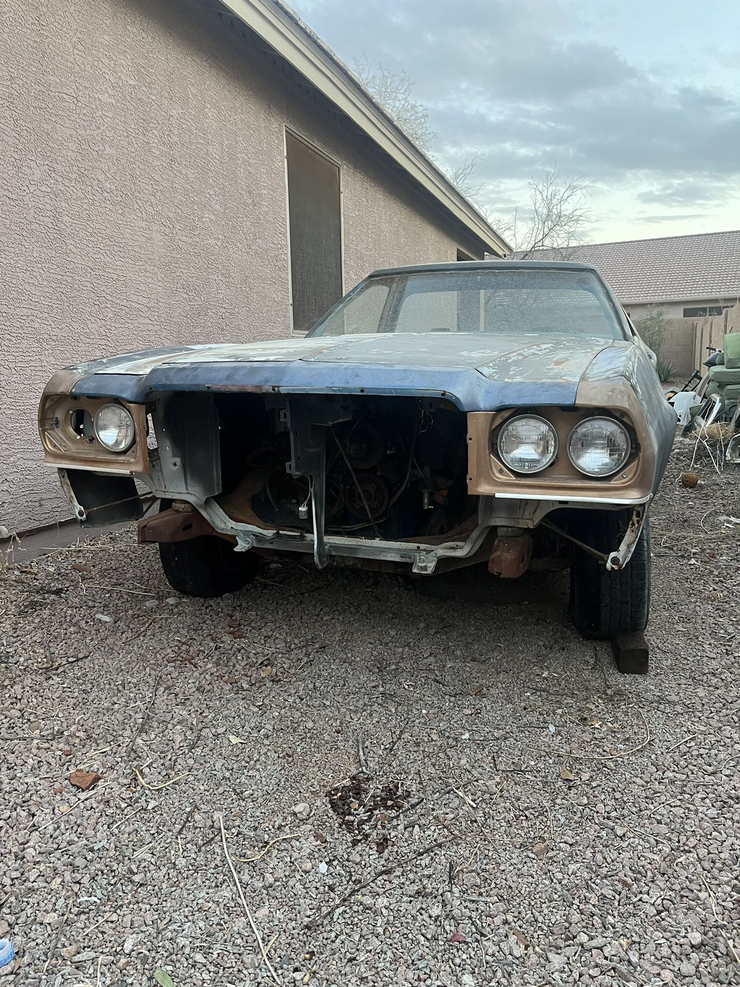 74 Ranchero Rear Window 73-74 Ranchero for Sale in Chandler, AZ - OfferUp
