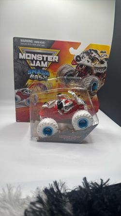 Monster Jam Smash & Bash 