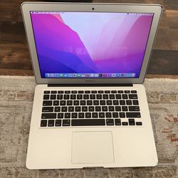 Apple MacBook Air 13"  8gb / 256gb SSD