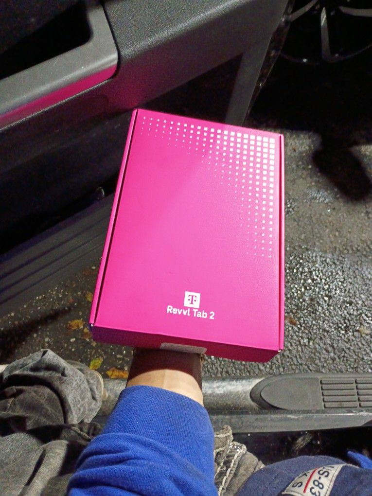 Brand New Tablet Has Line For One Month Free