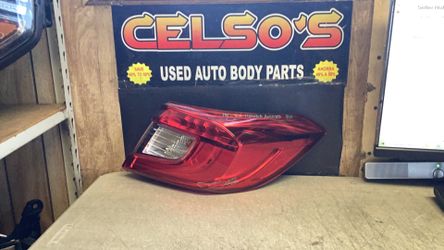 18 22 Honda Accord RH Tail Light Sedan OEM.