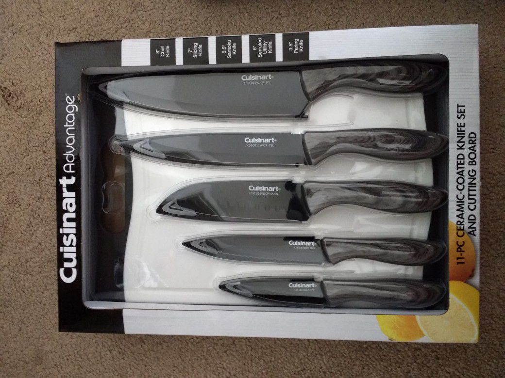 New Cuisinart knife set and cutting board