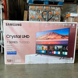 58 “ Samsung Smart 4K LED HDR TV