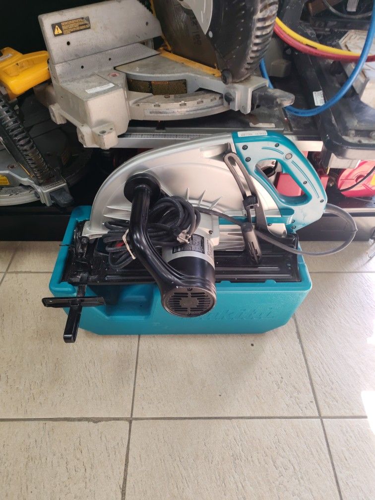 Makita 16" 5/16 Saw 096943dasK