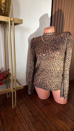 Leopard Print Long Sleeve Mock Neck Top