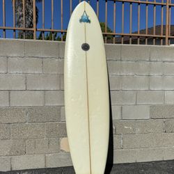 7’6” Surfboard