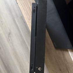 Xbox One X (750gb)