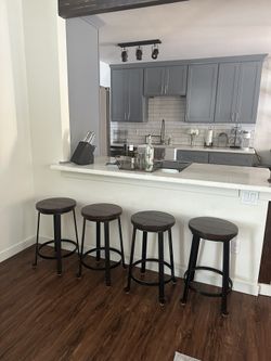 Set Of 4 Stools - Wood & Metal 