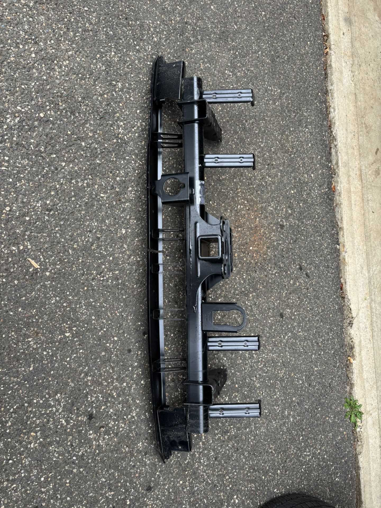 🔥OEM🔥 2021-2025 ESCALADE YUKON SUBURBAN TAHOE REAR BUMPER TOWING TRAILER HITCH $200