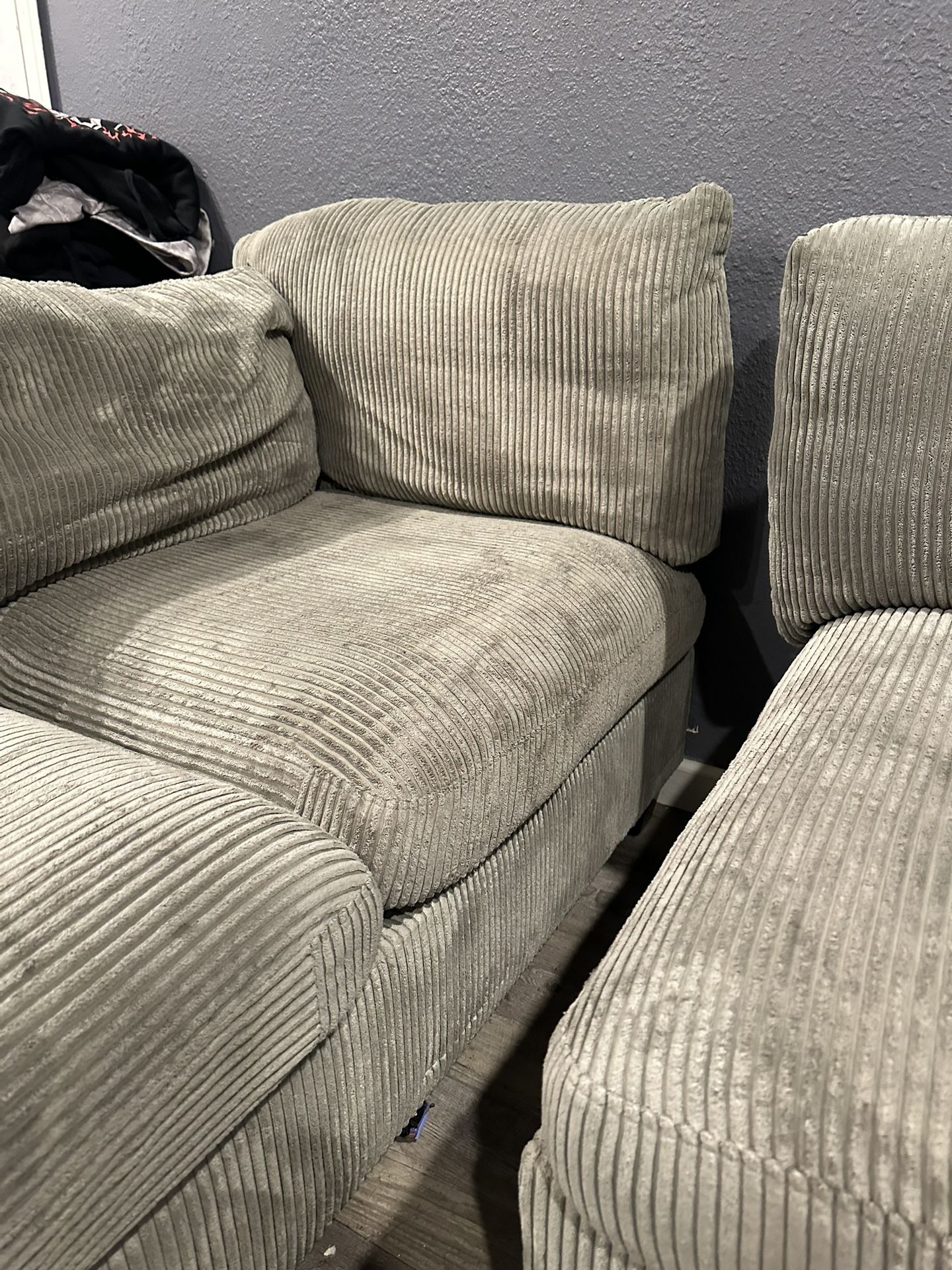 Grey Sectional Couch ( no middle attachment section)