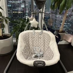 Graco Swing and Bouncer - Electric
