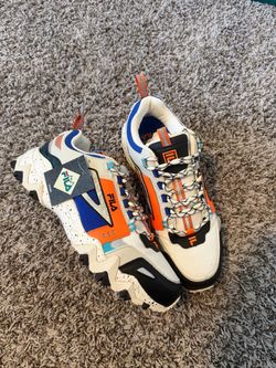 New! Mens sz 11 Fila Shoes