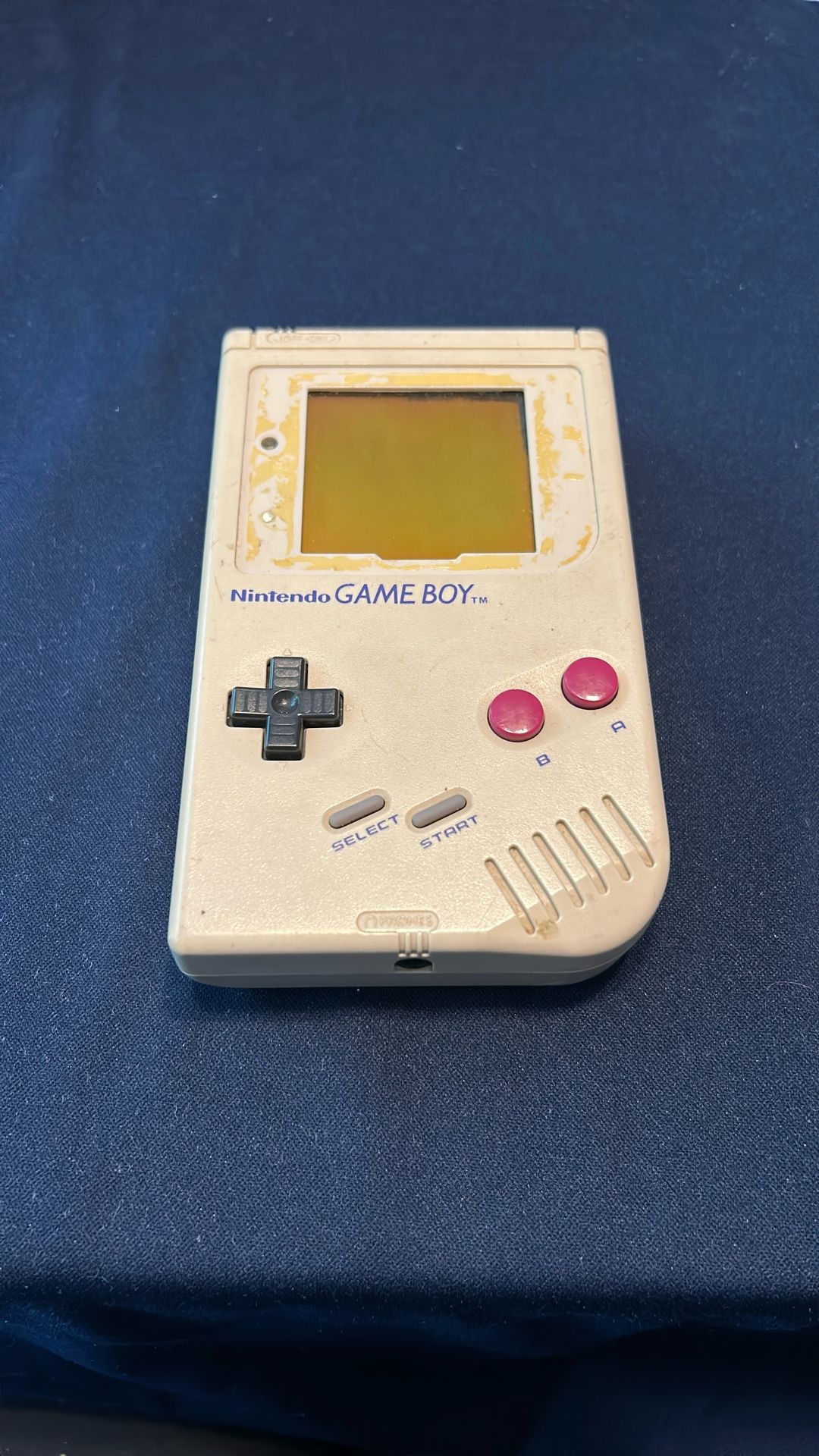 Original Nintendo Gameboy DMG-01
