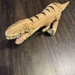 Dinosaur From Animal Kingdom New 