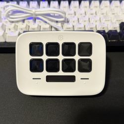 Stream Deck Neo 