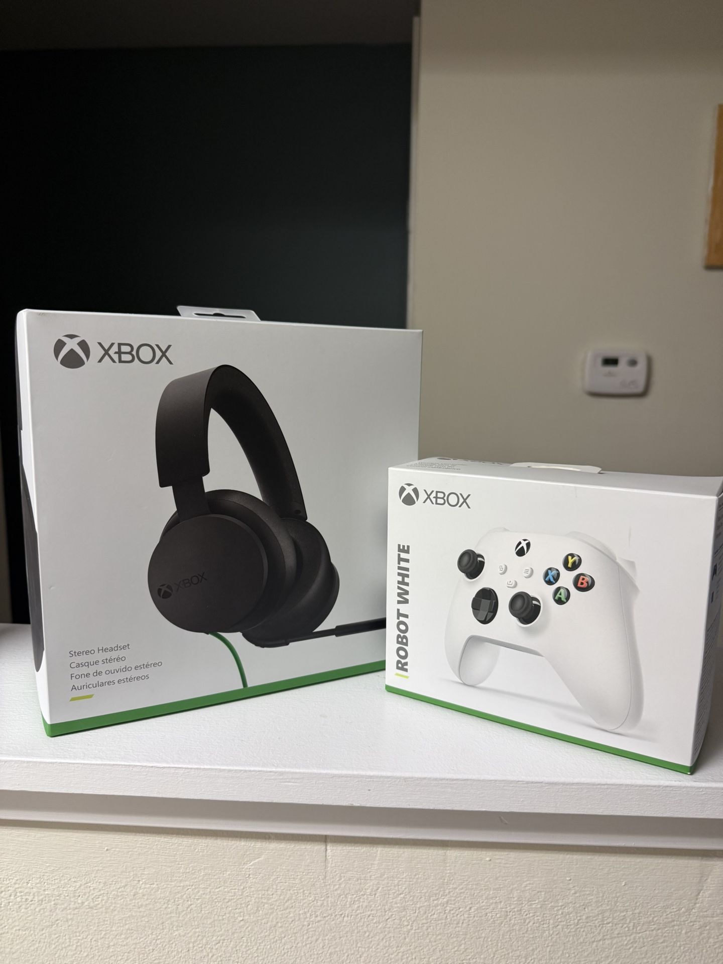 X-BOX headset and console