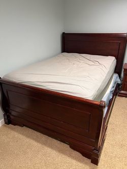 Full bed set and mattresses