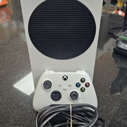 XBOX Series S. ASK FOR RYAN. #4(contact info removed)220-01