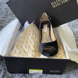 Badgley Mischka Kiara Pumps