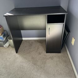 $25 Small Desk