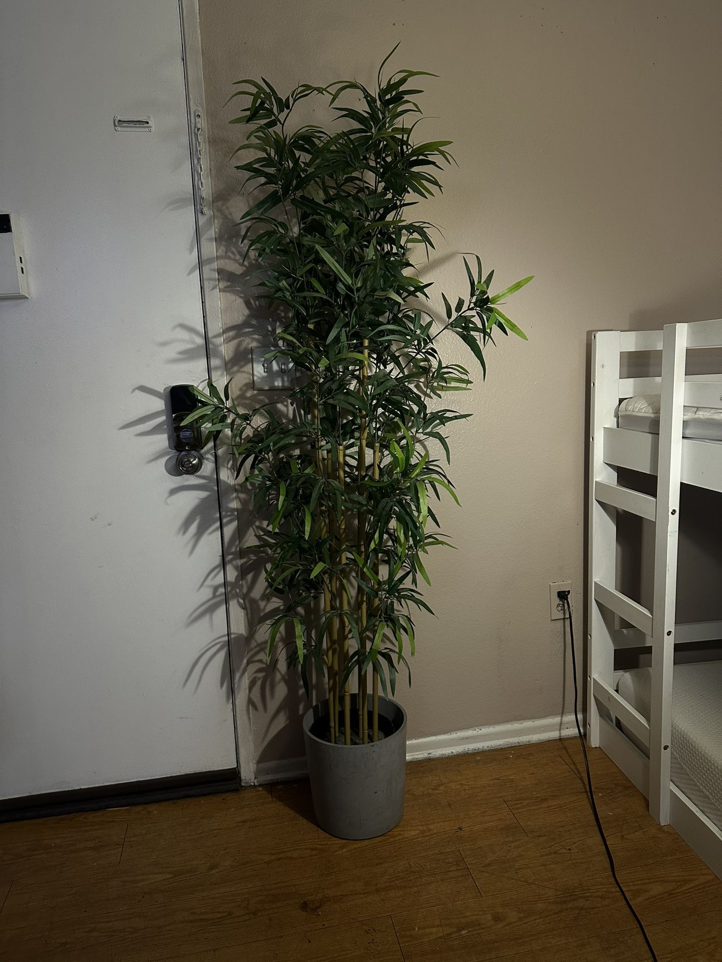 Artifitial bamboo plant
