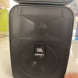 2 Jbl Speakers 